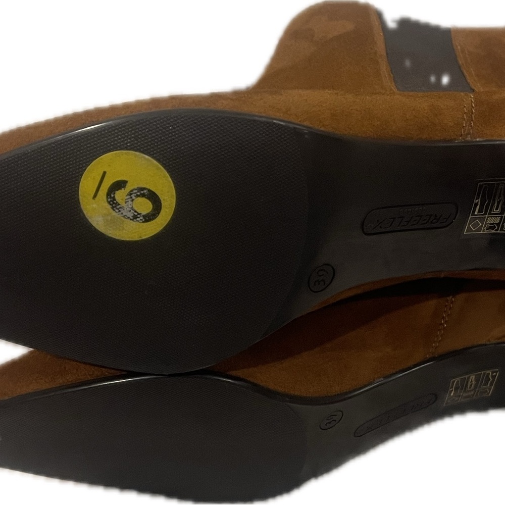 Warm Brown Suede Ankle Booties with Rounded Toe - Picture 4 of 4